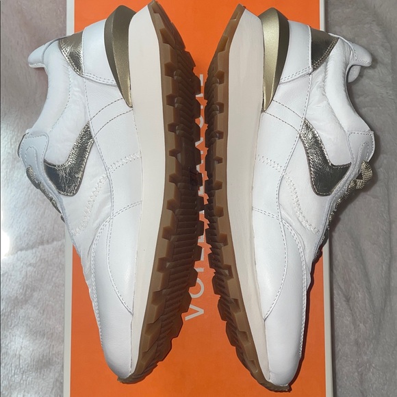 VOILE BLANCHE QWARK HYPE WOMAN
Suede Technical Fabric Sneaker White-Platinum - Picture 15 of 16